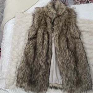 Gianni bini Fur vest
